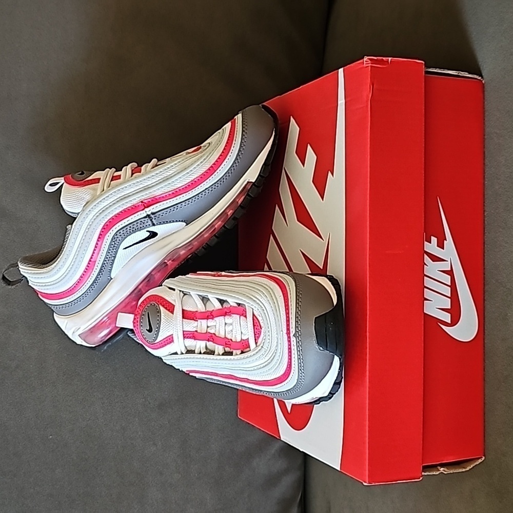 ❤️NIKE Air Max 97 Grade School 4.5 Youth